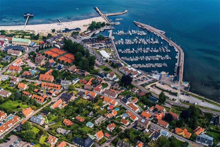 Lägenhet / studio i centrala Båstad Exteriör bild